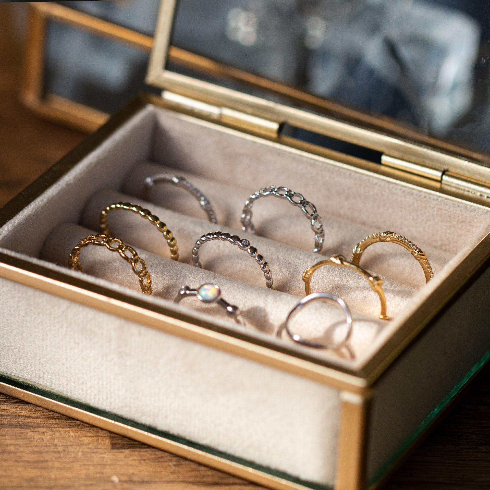 Calm Bobble Ring - Seek + Find