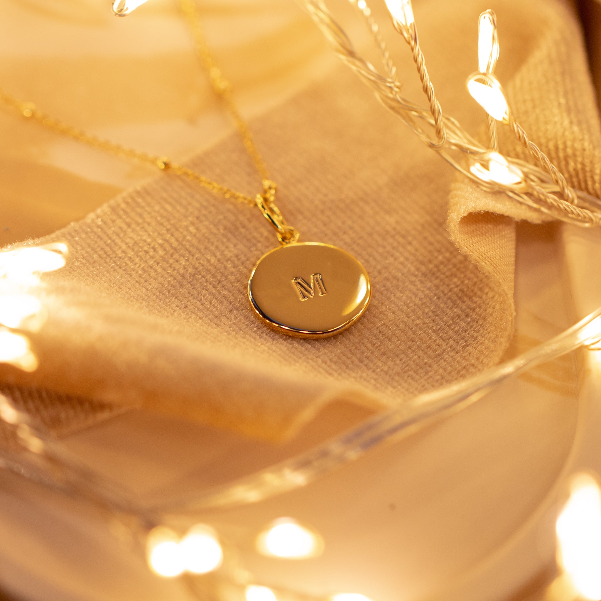 Regular Single Pendant (Gold or Silver) - Seek + Find